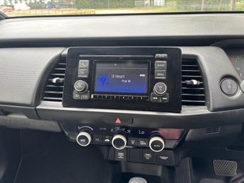 HONDA JAZZ 1.5 h i-MMD SE Hatchback 5dr Petrol Hybrid eCVT Euro 6 (s/s) (10