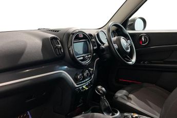 MINI COUNTRYMAN 1.5 7.6kWh GPF Cooper SE SUV 5dr Petrol Plug-in Hybrid Auto ALL4