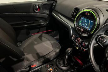 MINI COUNTRYMAN 1.5 7.6kWh GPF Cooper SE SUV 5dr Petrol Plug-in Hybrid Auto ALL4