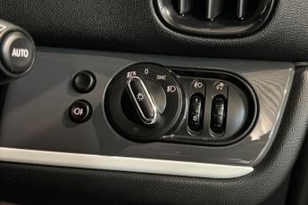 MINI COUNTRYMAN 1.5 7.6kWh GPF Cooper SE SUV 5dr Petrol Plug-in Hybrid Auto ALL4