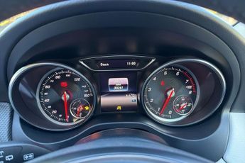 MERCEDES-BENZ GLA CLASS 1.6 GLA200 SE SUV 5dr Petrol Manual Euro 6 (s/s) (156 ps) Revers