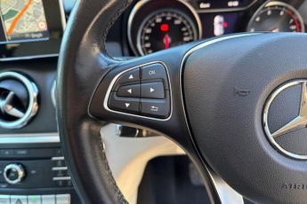 MERCEDES-BENZ GLA CLASS 1.6 GLA200 SE SUV 5dr Petrol Manual Euro 6 (s/s) (156 ps) Revers