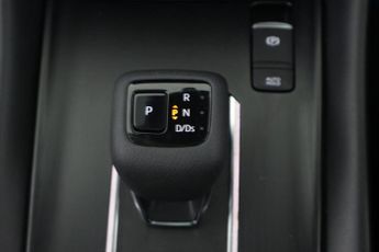 NISSAN QASHQAI 1.3 DIG-T MHEV N-Connecta XTRON Euro 6 (s/s) 5dr
