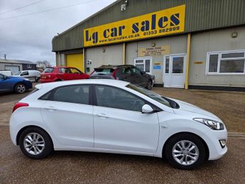 Hyundai I30 1.6 CRDi Blue Drive SE Hatchback 5dr Diesel Manual Euro 6 (s/s) 