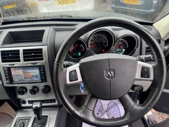 DODGE NITRO 2.8 CRD SXT SUV 5dr Diesel Automatic (250 g/km, 176 bhp)