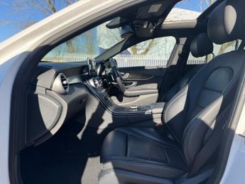 MERCEDES-BENZ C-CLASS 2.1 C250d AMG Line (Premium) Saloon 4dr Diesel G-Tronic+ Euro 6 