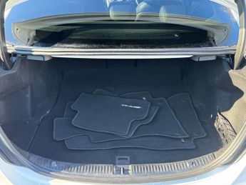 MERCEDES-BENZ C-CLASS 2.1 C250d AMG Line (Premium) Saloon 4dr Diesel G-Tronic+ Euro 6 