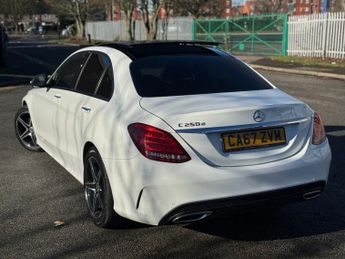 MERCEDES-BENZ C-CLASS 2.1 C250d AMG Line (Premium) Saloon 4dr Diesel G-Tronic+ Euro 6 