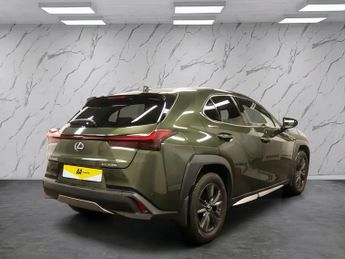 LEXUS UX 2.0 250h SUV 5dr Petrol Hybrid E-CVT Euro 6 (s/s) (184 ps)
