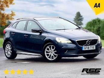 VOLVO V40 CROSS COUNTRY 1.5 T3 Pro Hatchback 5dr Petrol Auto Euro 6 (s/s) (152 ps)