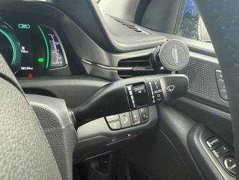 HYUNDAI IONIQ 1.6 h-GDi Premium SE Hatchback 5dr Petrol Hybrid DCT Euro 6 (s/s