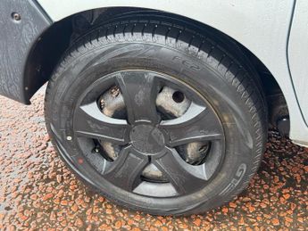 RENAULT KANGOO 1.6 16v Authentique MPV 5dr Petrol Automatic (190 g/km, 95 bhp)