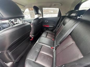 NISSAN JUKE 1.6 Tekna SUV 5dr Petrol CVT Euro 5 (117 ps)