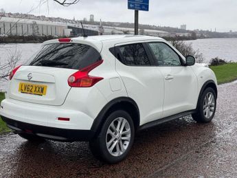 NISSAN JUKE 1.6 Tekna SUV 5dr Petrol CVT Euro 5 (117 ps)
