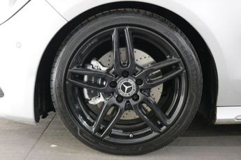 MERCEDES-BENZ CLA 2.1 CLA220d AMG Line Coupe 4dr Diesel 7G-DCT Euro 6 (s/s) (177 p