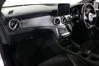 MERCEDES-BENZ CLA 2.1 CLA220d AMG Line Coupe 4dr Diesel 7G-DCT Euro 6 (s/s) (177 p