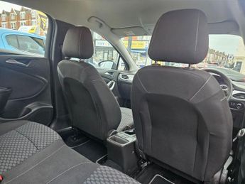 VAUXHALL ASTRA 1.4i Turbo Design Hatchback 5dr Petrol Auto Euro 6 (s/s) (150 ps