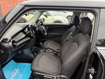 MINI HATCH 1.5 Cooper Classic Hatchback 3dr Petrol Steptronic Euro 6 (s/s) 