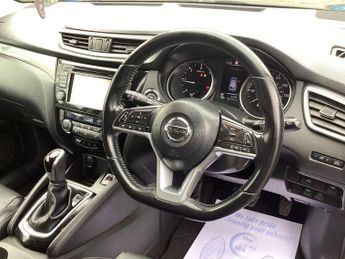 NISSAN QASHQAI 1.6 dCi N-Connecta SUV 5dr Diesel XTRON Euro 6 (s/s) (130 ps)