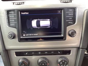 VOLKSWAGEN GOLF 2.0 TDI BlueMotion Tech Match Edition Hatchback 5dr Diesel Manua