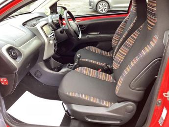 CITROEN C1 1.0 VTi Feel Hatchback 3dr Petrol Manual Euro 5 (Euro 5) (68 ps)