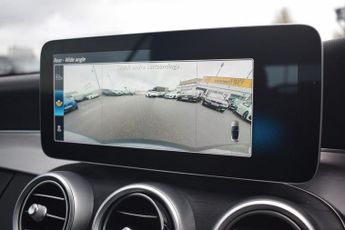 MERCEDES-BENZ C-CLASS 2.0 C220d AMG Line (Premium) Cabriolet 2dr Diesel G-Tronic+ Euro