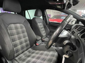 VOLKSWAGEN GOLF 2.0 TDI BlueMotion Tech GTD Hatchback 5dr Diesel Manual Euro 6 (