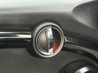 MINI CONVERTIBLE 2.0 Cooper S Convertible 2dr Petrol Auto Euro 6 (s/s) (192 ps)