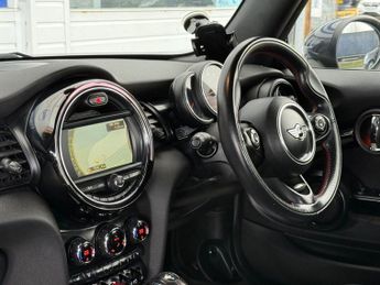 MINI CONVERTIBLE 2.0 Cooper S Convertible 2dr Petrol Auto Euro 6 (s/s) (192 ps)