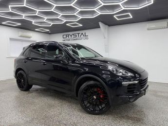 Porsche Cayenne 4.2 TD V8 S SUV 5dr Diesel TiptronicS 4WD Euro 5 (s/s) (385 ps)