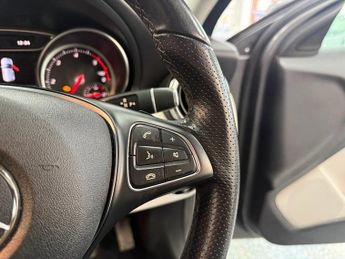 MERCEDES-BENZ GLA 2.1 GLA200d Sport (Executive) SUV 5dr Diesel 7G-DCT 4MATIC Euro 