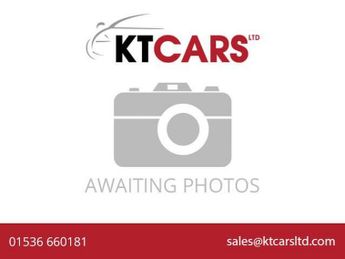 Volkswagen Touareg 3.0 TDI V6 BlueMotion Tech R-Line SUV 5dr Diesel Tiptronic 4WD E