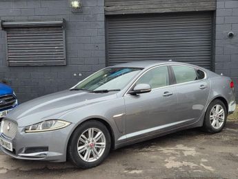JAGUAR XF 2.2d Luxury Saloon 4dr Diesel Auto Euro 5 (s/s) (163 ps)
