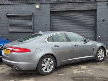 JAGUAR XF 2.2d Luxury Saloon 4dr Diesel Auto Euro 5 (s/s) (163 ps)
