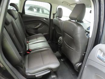 FORD KUGA 1.5T EcoBoost Titanium SUV 5dr Petrol Auto AWD Euro 6 (s/s) (182