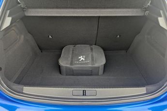 PEUGEOT E-208 50kWh GT Hatchback 5dr Electric Auto (136 ps)