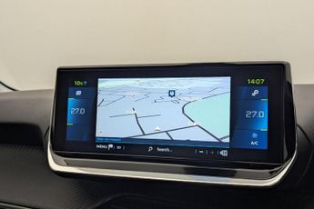 PEUGEOT E-208 50kWh Allure Premium Hatchback 5dr Electric Auto (136 ps)