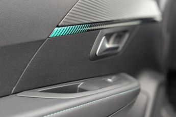 PEUGEOT E-208 50kWh Allure Premium Hatchback 5dr Electric Auto (136 ps)