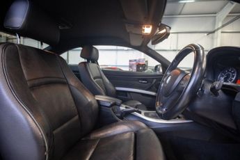 BMW 3 SERIES 2.0 320d M Sport Coupe 2dr Diesel Steptronic Euro 5 (184 ps)