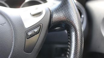 NISSAN JUKE 1.6 Tekna SUV 5dr Petrol XTRON Euro 6 (117 ps)