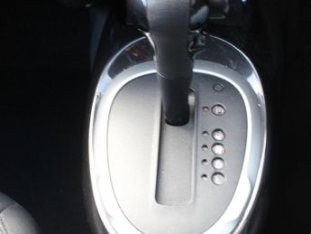 NISSAN JUKE 1.6 Tekna SUV 5dr Petrol XTRON Euro 6 (117 ps)