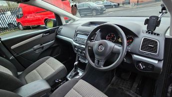 VOLKSWAGEN SHARAN 2.0 TDI BlueMotion Tech S MPV 5dr Diesel DSG Euro 5 (s/s) (140 p