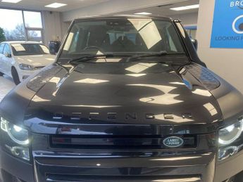 LAND ROVER DEFENDER 2.0 SD4 SE SUV 5dr Diesel Auto 4WD Euro 6 (s/s) (240 ps)