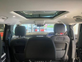 LAND ROVER DEFENDER 2.0 SD4 SE SUV 5dr Diesel Auto 4WD Euro 6 (s/s) (240 ps)