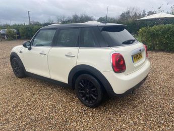 MINI HATCH 1.5 Cooper Hatchback 5dr Petrol Auto Euro 6 (s/s) (136 ps)