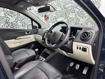 RENAULT CAPTUR 0.9 TCe ENERGY GT Line SUV 5dr Petrol Manual Euro 6 (s/s) (90 ps