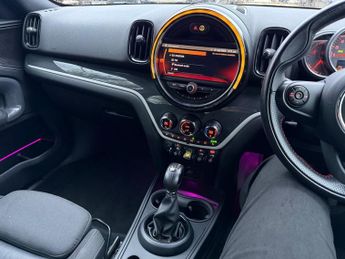 MINI COUNTRYMAN 1.5 7.6kWh GPF Cooper SE SUV 5dr Petrol Plug-in Hybrid Auto ALL4