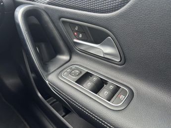 MERCEDES-BENZ A-CLASS 1.3 A180 Sport Edition (Executive) Saloon 4dr Petrol 7G-DCT Euro