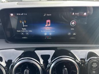 MERCEDES-BENZ A-CLASS 1.3 A180 Sport Edition (Executive) Saloon 4dr Petrol 7G-DCT Euro