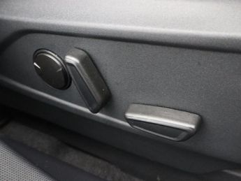 FORD MUSTANG MACH-E Extended Range 91kWh SUV 5dr Electric Automatic AWD (351 ps)